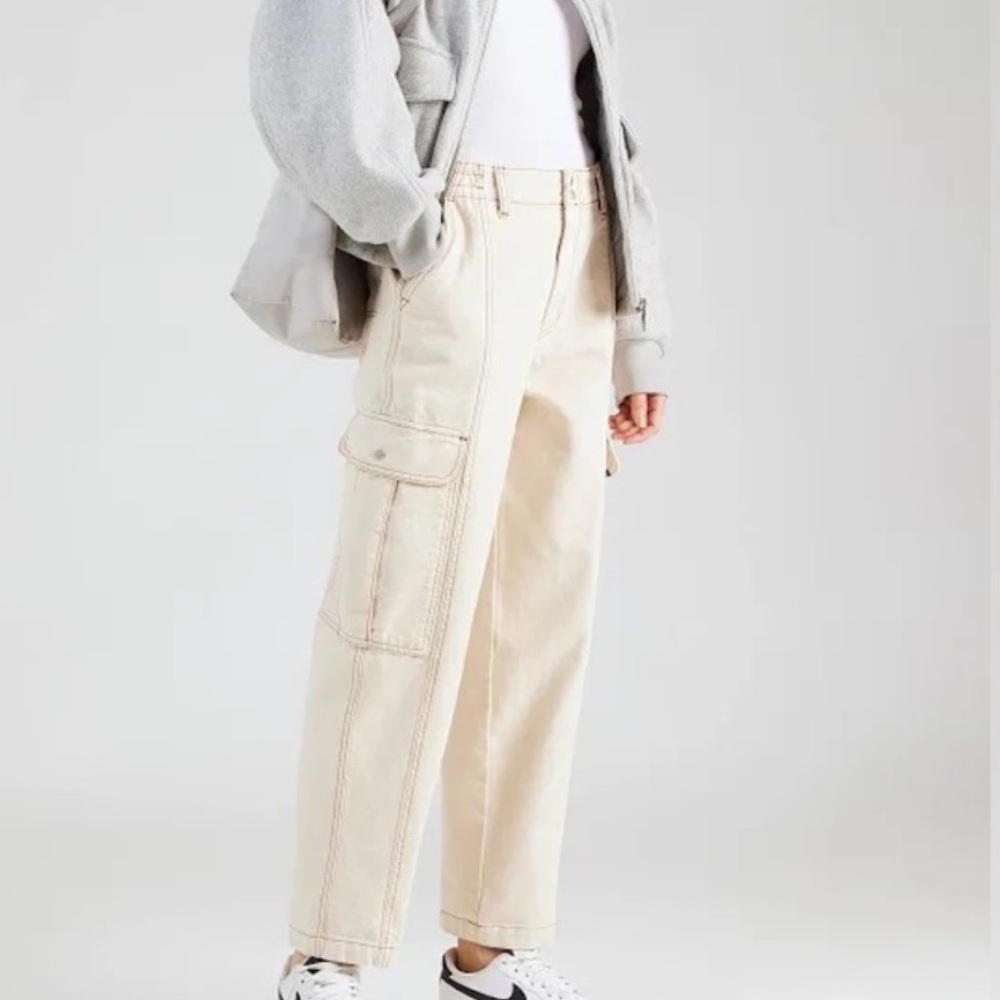VANS Women’s Sidewalk Canvas Cargo Pants